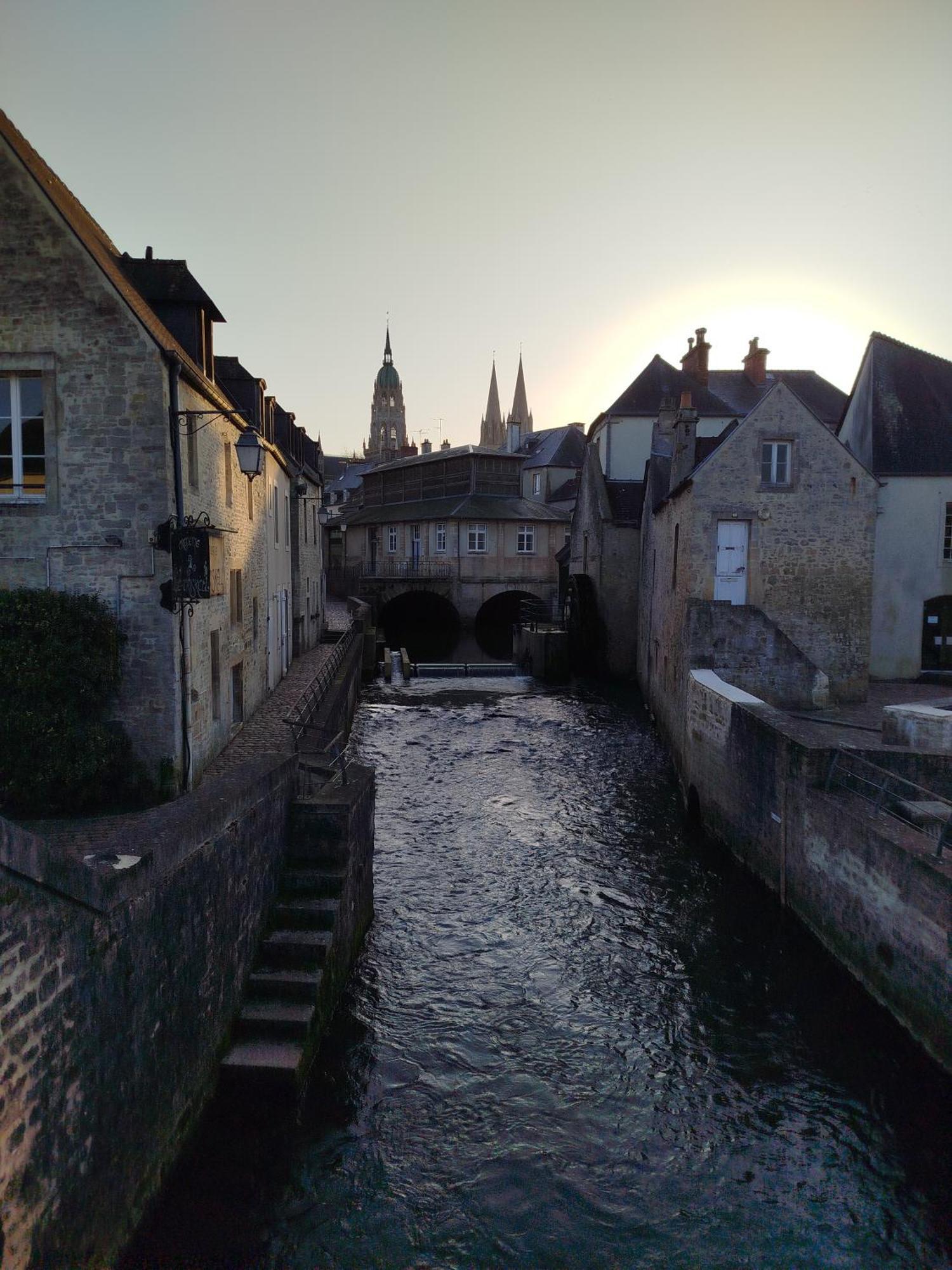 Logis Proche Des Plages Du Debarquement Vaucelles Luaran gambar